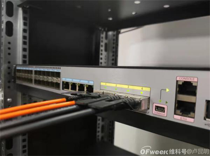 铜缆和光缆优势对比